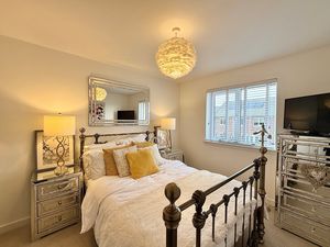 Photo 5- click for photo gallery